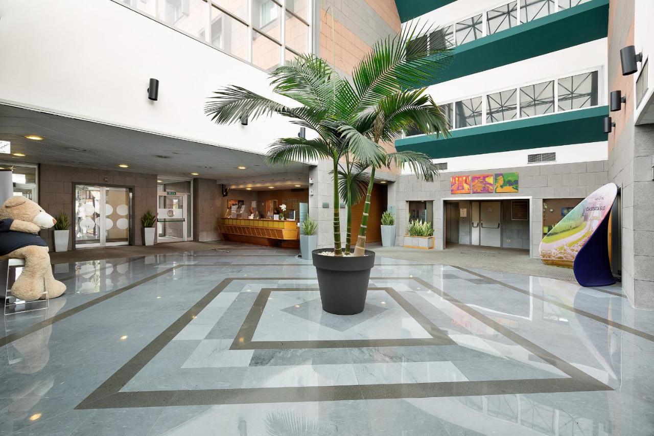 Novotel Caserta Sud Екстериор снимка