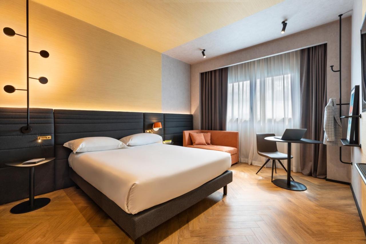 Novotel Caserta Sud Екстериор снимка