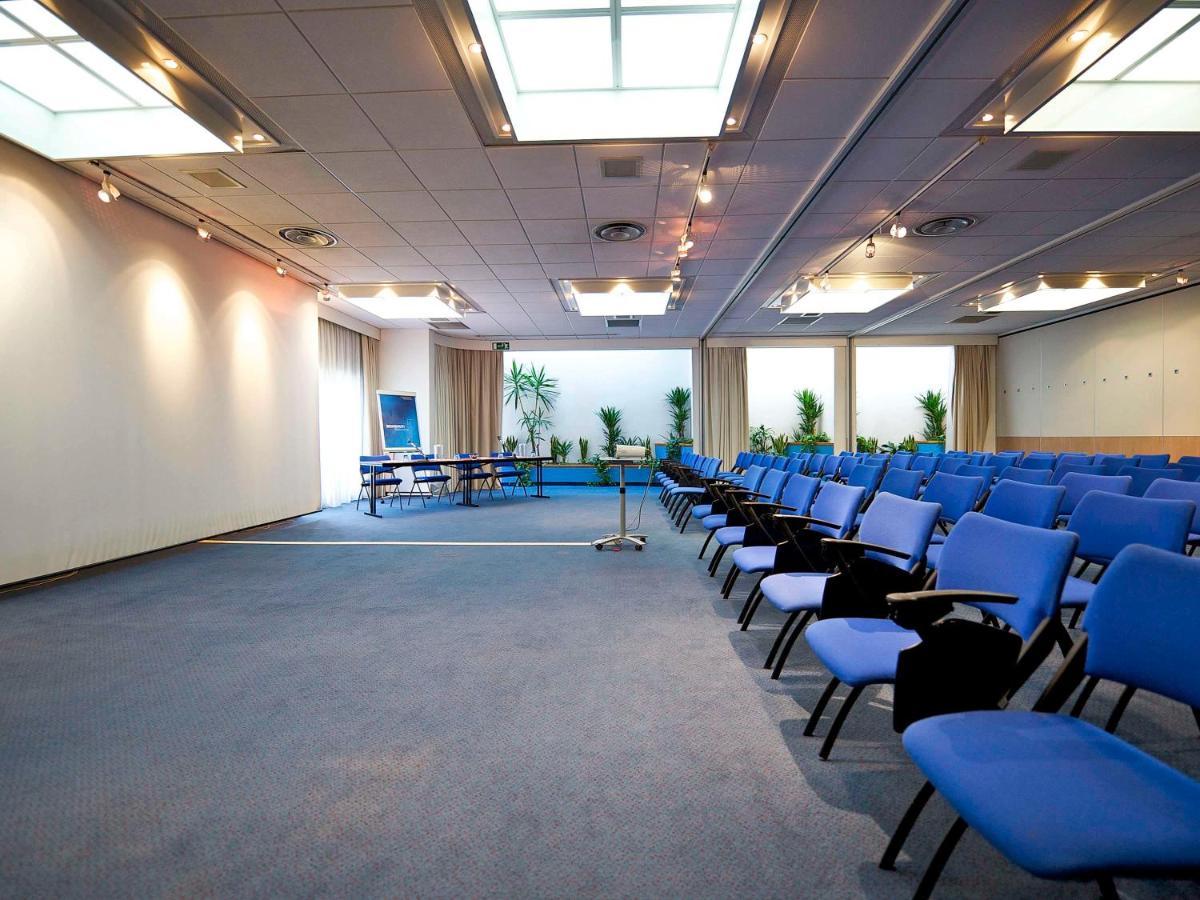 Novotel Caserta Sud Екстериор снимка